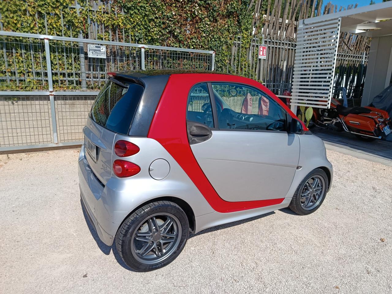 Smart ForTwo 1000 52 kW MHD coupé passion