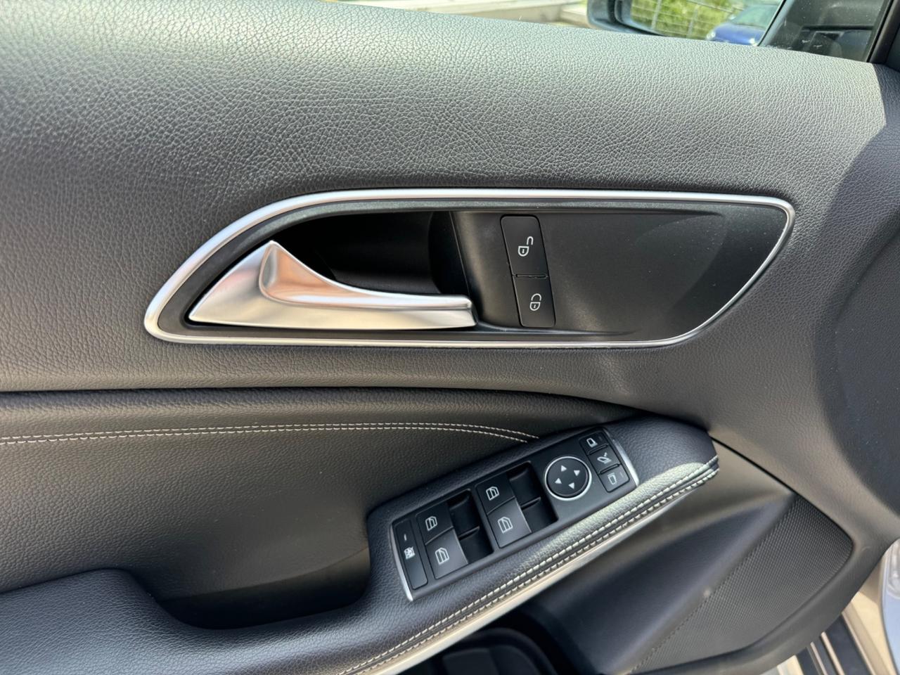 Mercedes-benz A 180 A 180 CDI BlueEFFICIENCY Sport