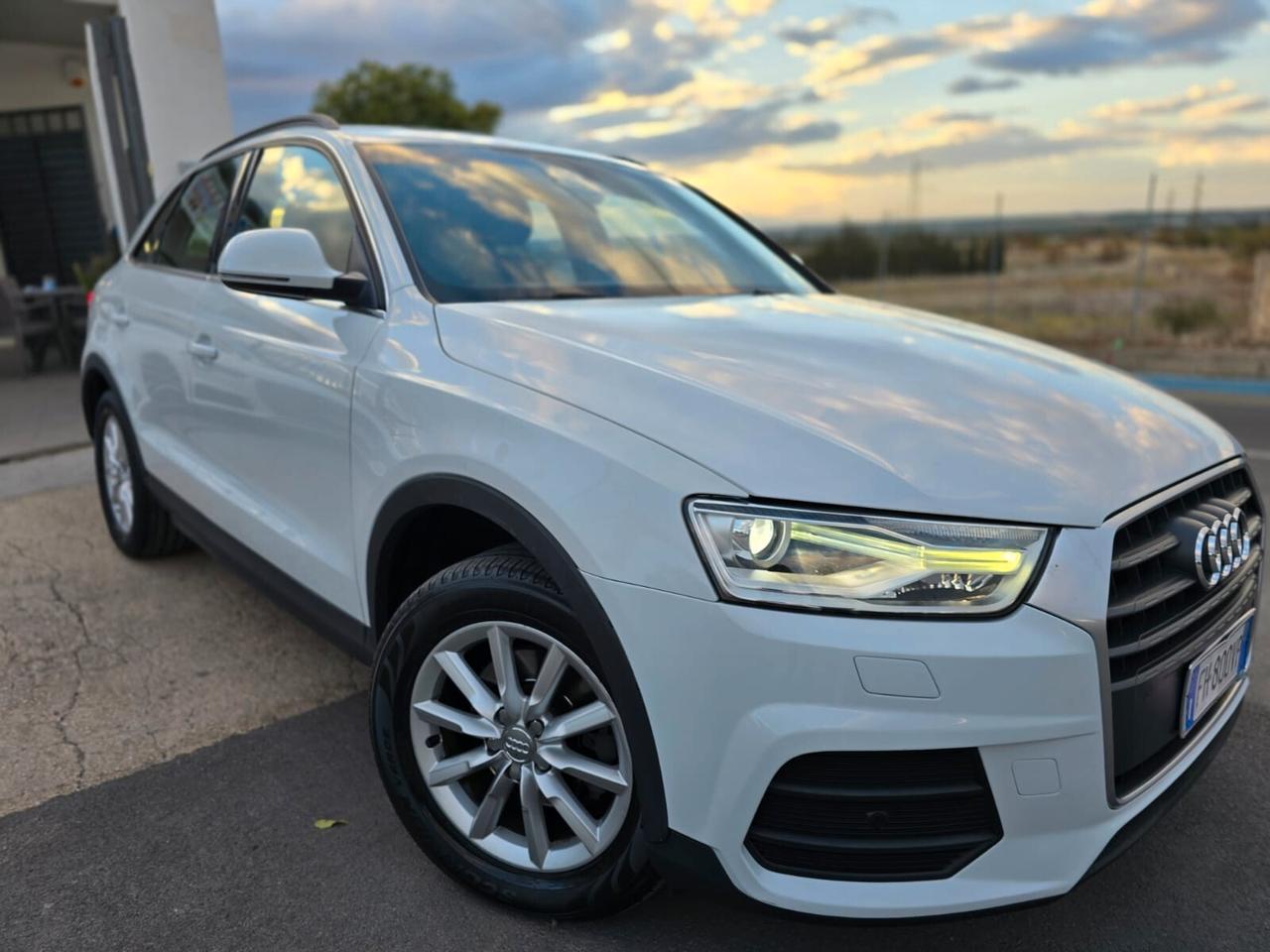 Audi Q3 2.0 TDI 120 CV S tronic