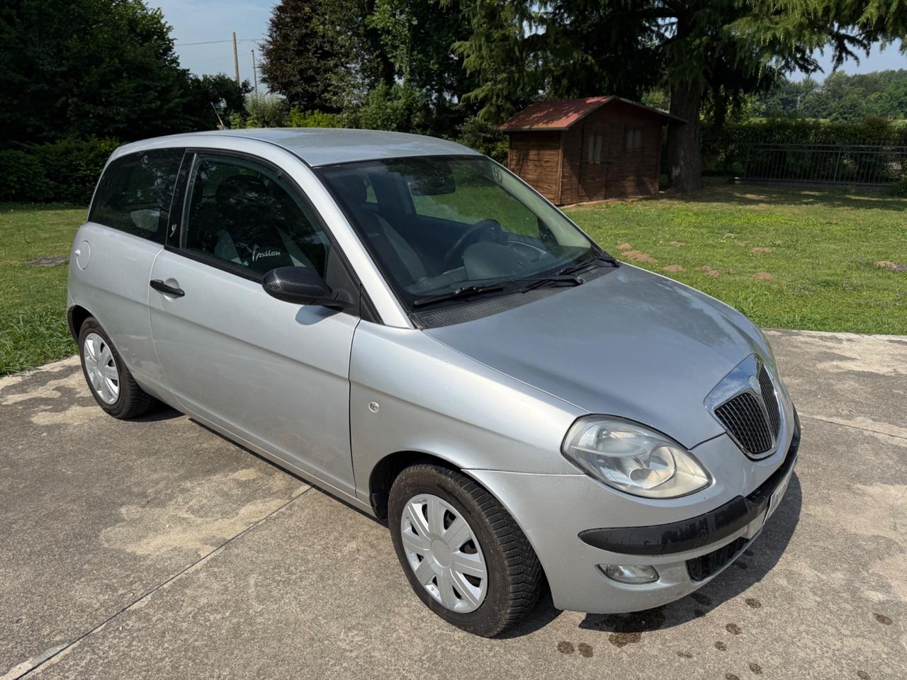 Lancia Ypsilon 1.3 MJT 90 CV Platino