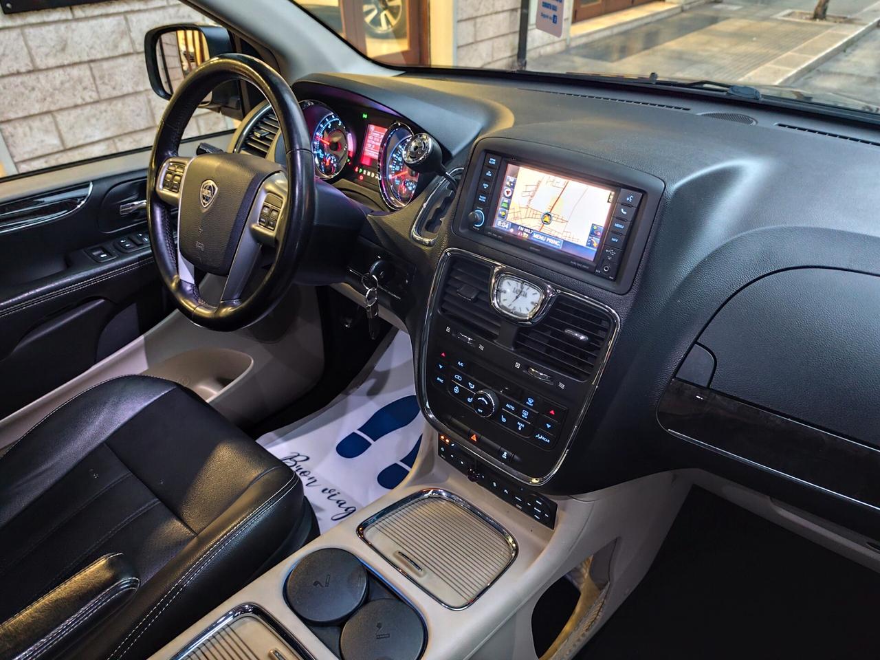 Lancia Voyager 2.8 CRDI 163CV 7 POSTI PERFETTA