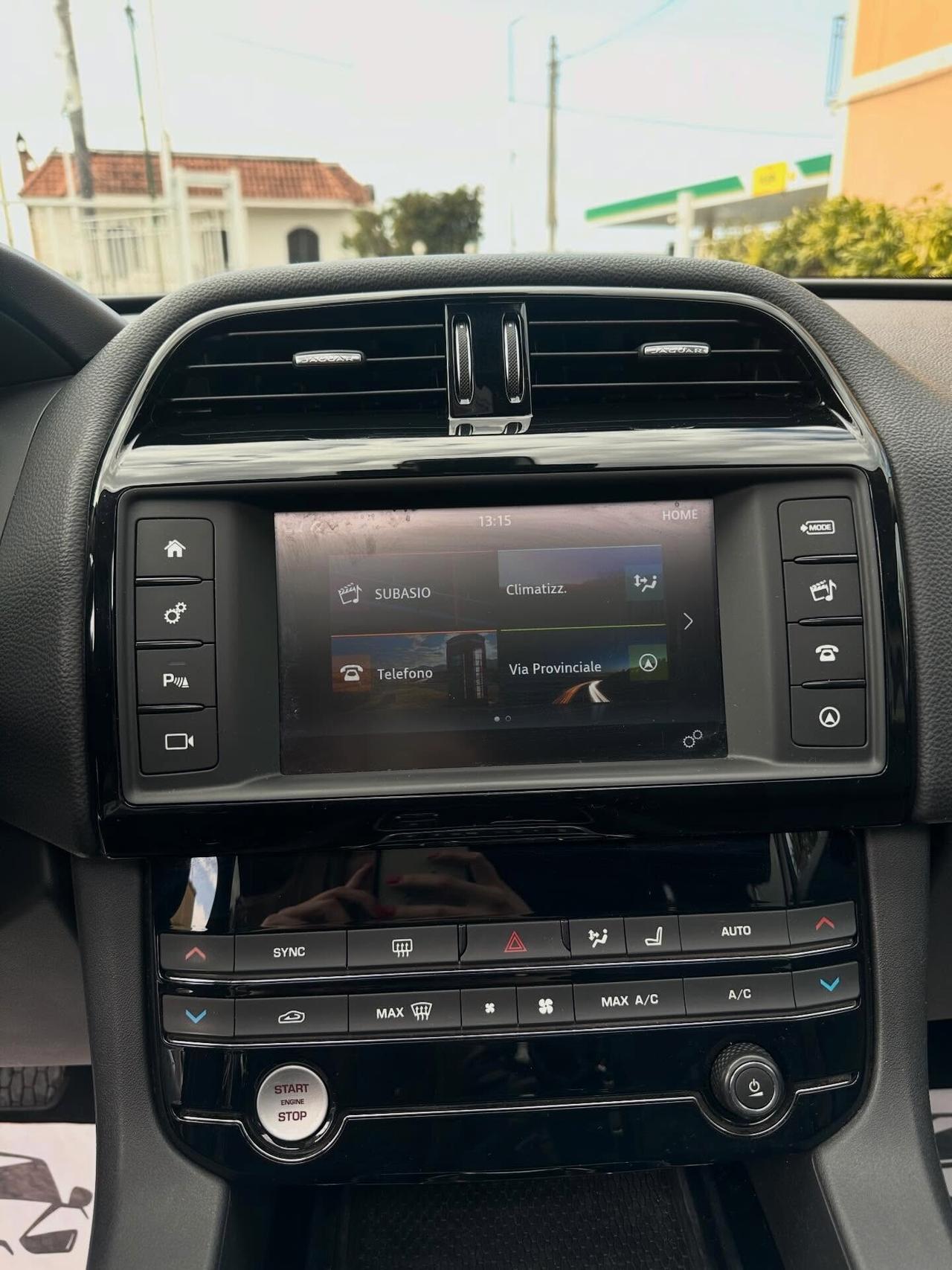 Jaguar F-Pace 2.0 D 180 CV AWD aut. Portfolio