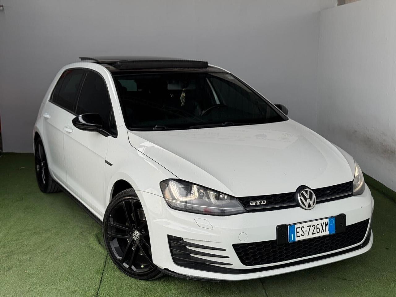 Volkswagen Golf 2.0 TDI DSG 5p. Highline BlueMotion Technology