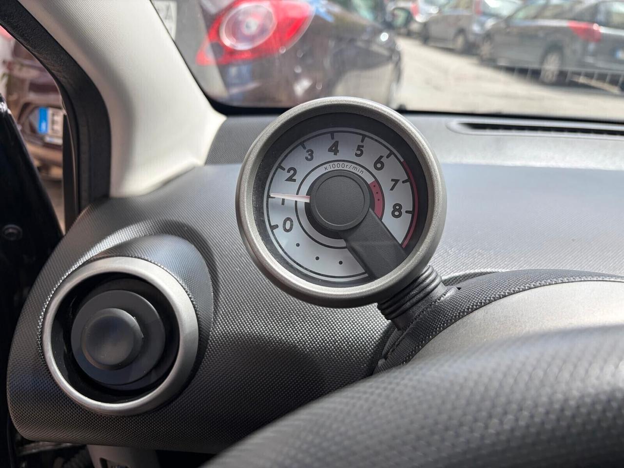 Peugeot 107 1.0 68Cv 12 MESI DI GARANZIA NUOVA