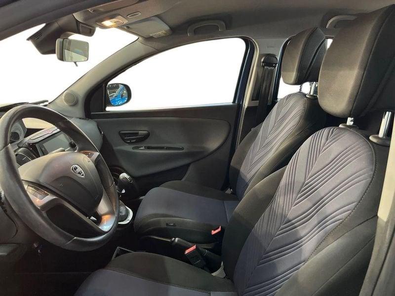Lancia Ypsilon III 2021 1.0 firefly hybrid Gold s&s 70cv