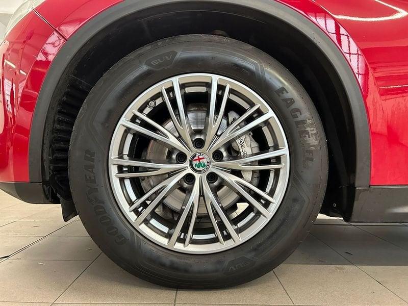 Alfa Romeo Stelvio 2.2 Turbodiesel 160 CV AT8 RWD