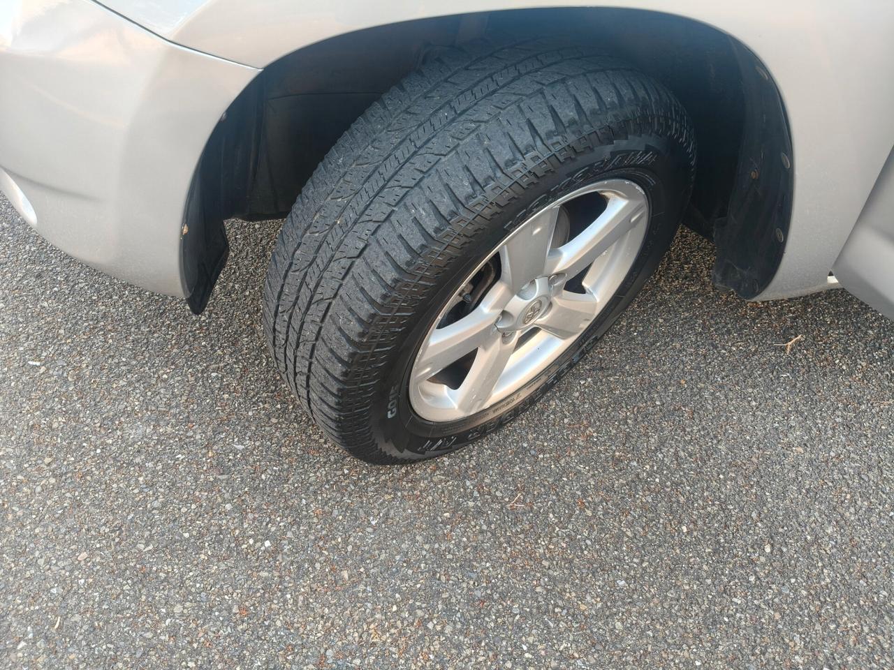 Toyota RAV 4 RAV4 2.2 D-4D 4x4