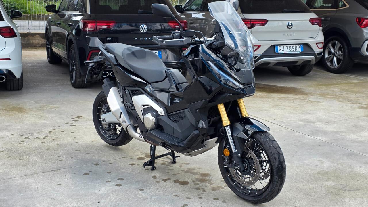 Honda X-ADV 750 ANNO 2025 5.000KM GARANZIA UFFICIALE