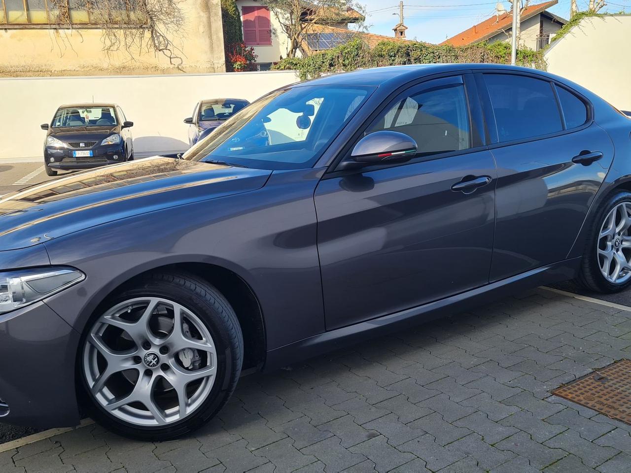 Alfa Romeo Giulia 2.2 Business #8718