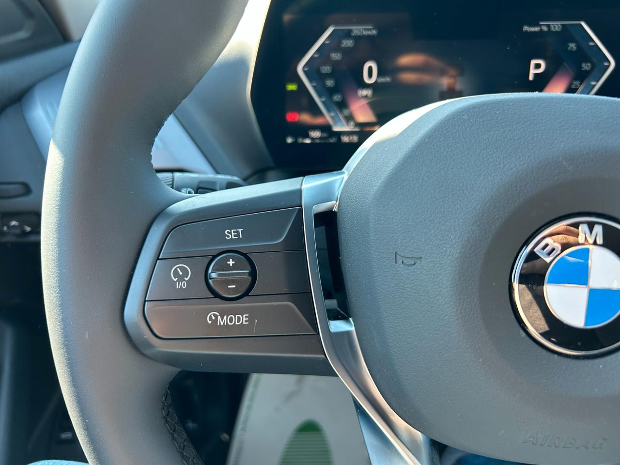 BMW 118d auto KM 0