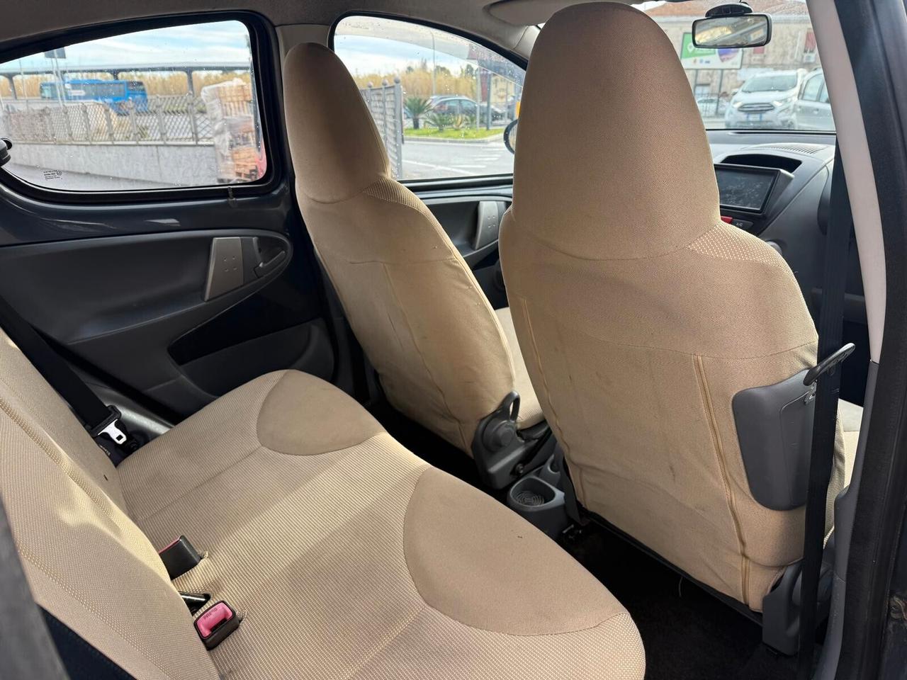 Peugeot 107 1.4 HDi 5p. Plaisir