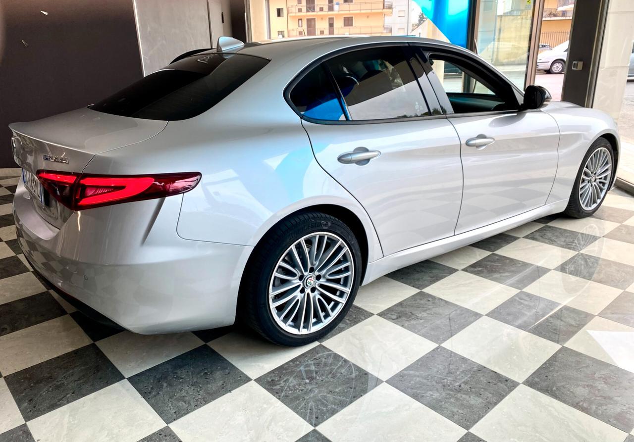 Alfa Romeo Giulia 2.2 Turbodiesel 150 CV Super-2017