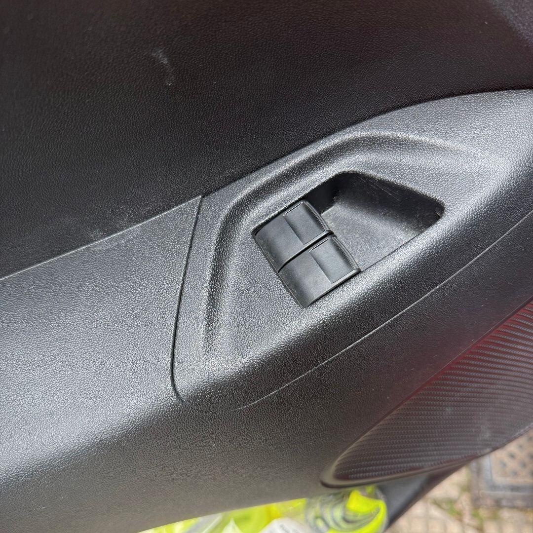 Peugeot 108 VTi 72 S&S 5 porte Allure