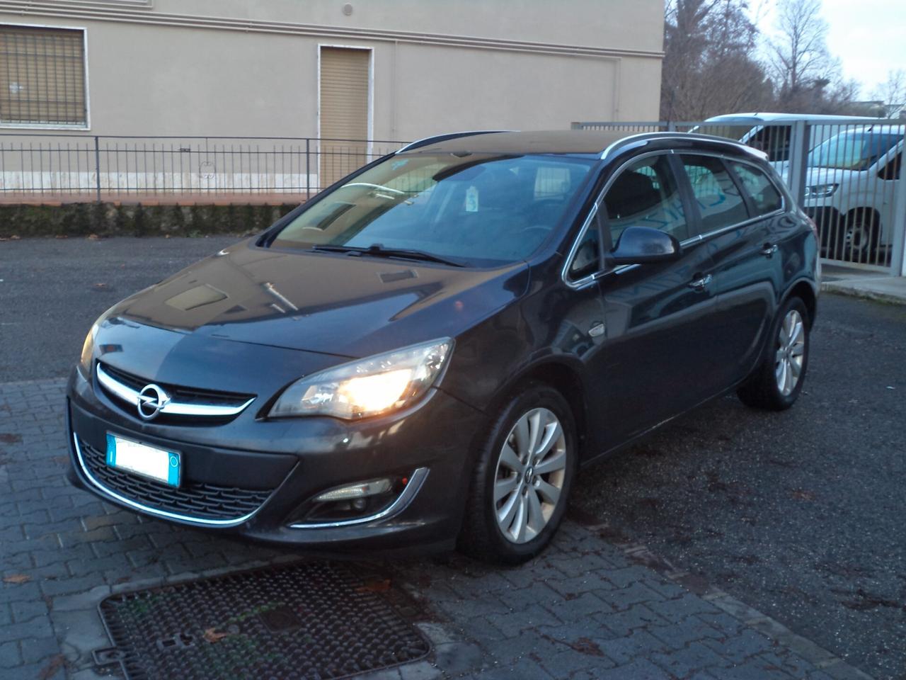 Opel Astra 1.7 CDTI 110CV Sports Tourer Cosmo EURO 5