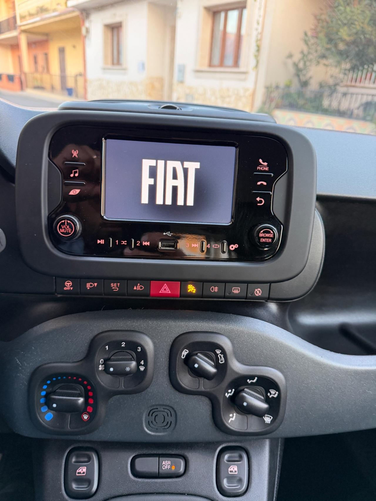 Fiat Panda 1.0 Hybrid City Life 2024