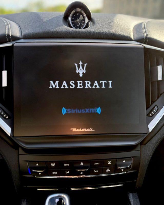 MASERATI Ghibli V6 350 CV