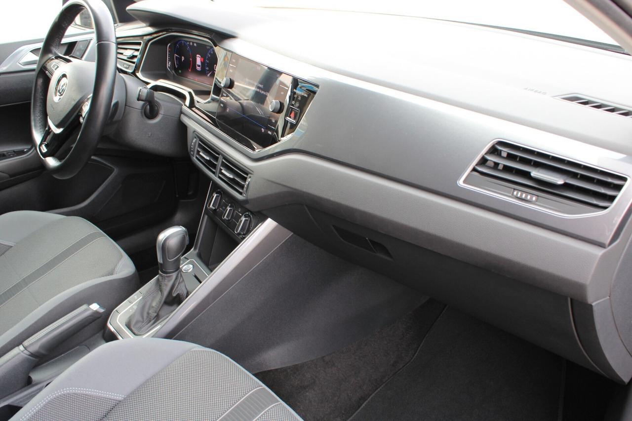 Volkswagen Polo 5p 1.6 tdi Highline 95cv dsg R-CAMERA VIRTUAL NAV