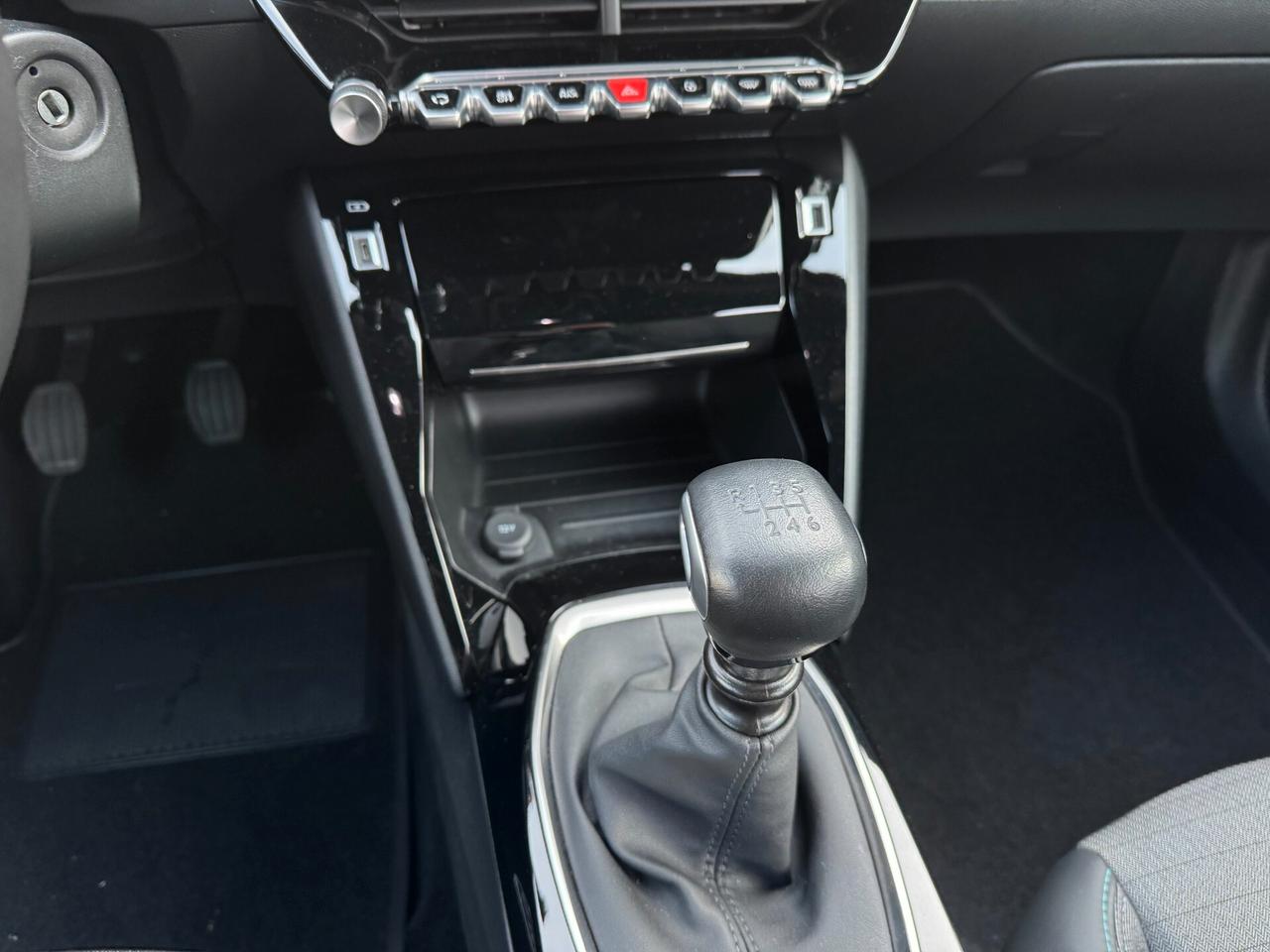 Peugeot 2008 PureTech 100 S&S Allure Pack
