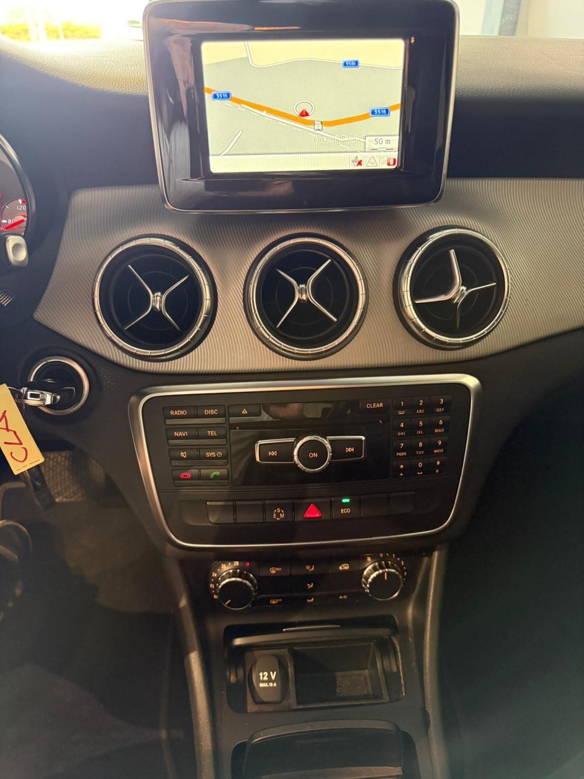 Mercedes CLA 200 -AUTOMATICA - GARANZIA