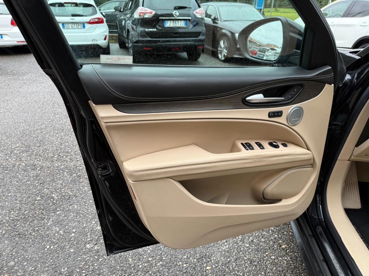 Alfa Romeo Stelvio 2.2 Turbodiesel 210 CV AT8 Q4 Executive