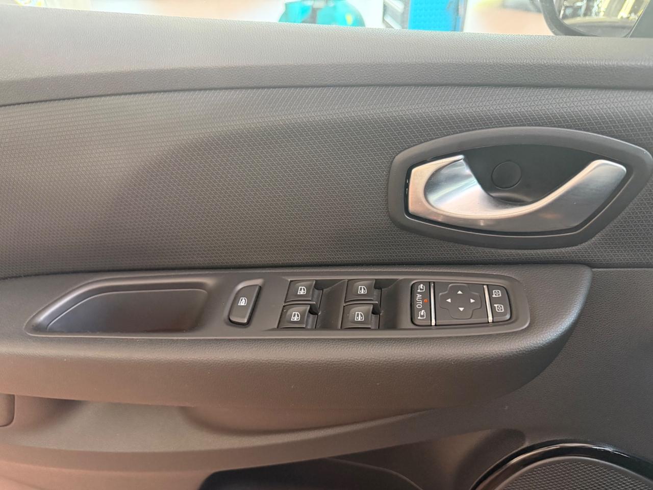 Renault Clio Sporter 1.5dCi 90cv solo 60.000km E6