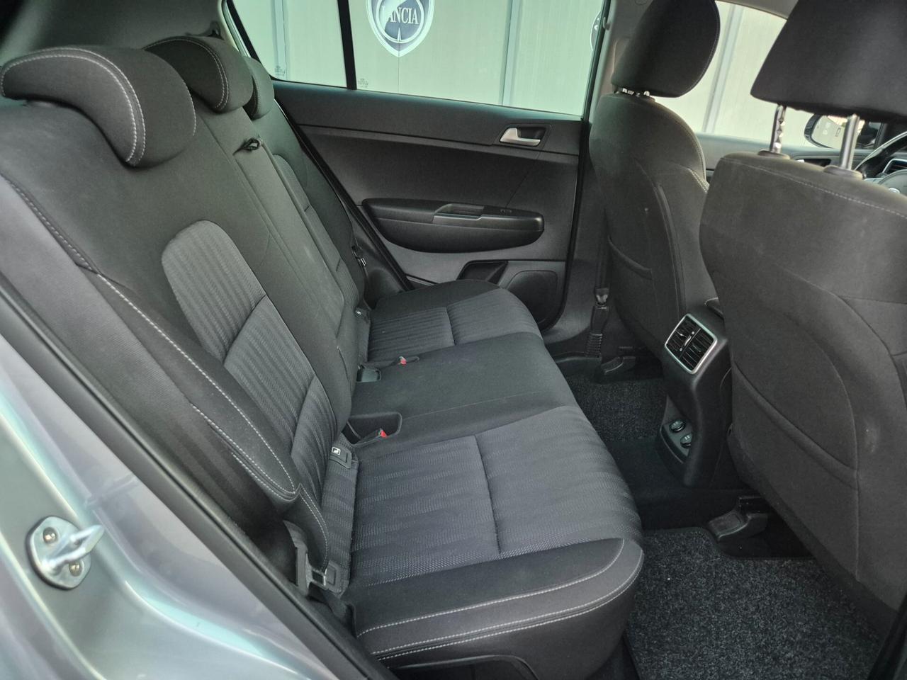 Kia SPORTAGE 1.6 CRDI 136 CV AUTOMATICA RESTAYLING NUOVA FULL 2019