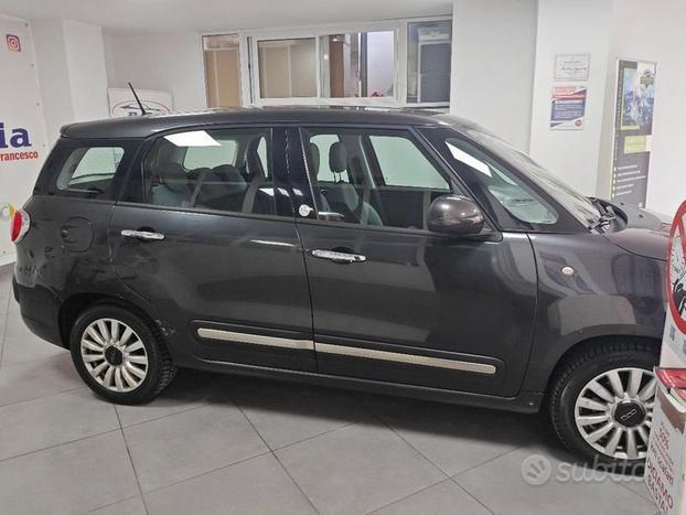 FIAT 500L Living 1.6 Multijet 105 CV Pop Star