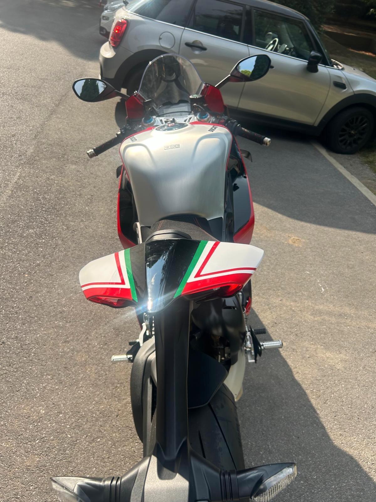 DUCATI PANIGALE V4 SP2 30°ANNIVERSARIO 916