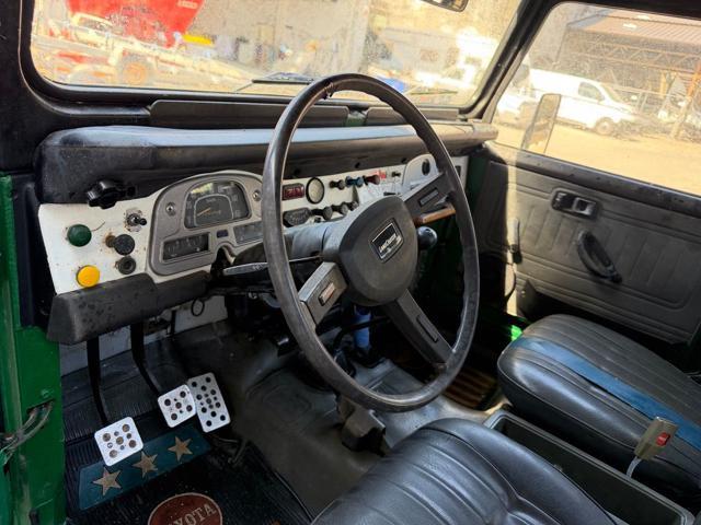 TOYOTA Land Cruiser BJ40