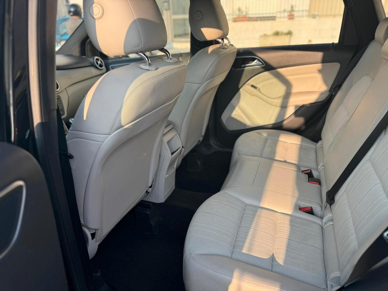 Mercedes-benz B 180 CDI EXECUTIVE