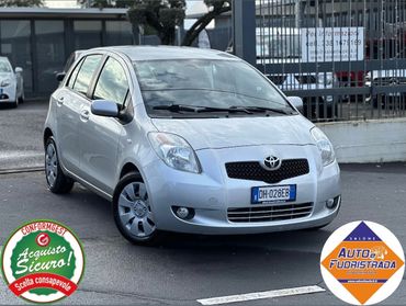 Toyota Yaris 1.3 5 porte Luna