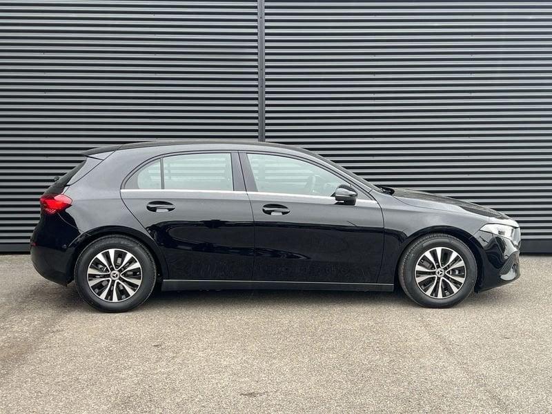 Mercedes-Benz Classe A 180 Advanced 136 CV