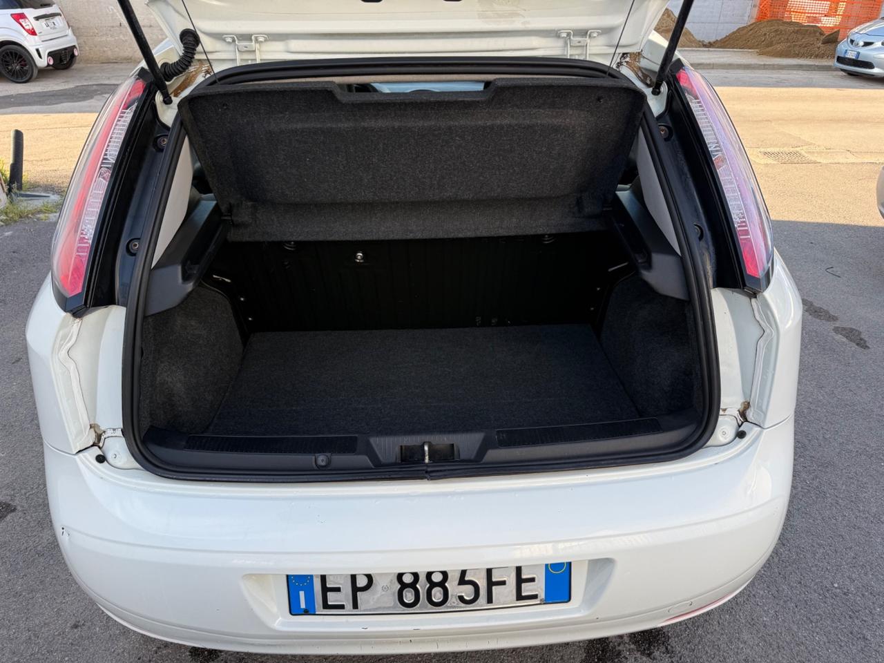 Fiat Punto 1.4 8V 5 porte Natural Power Lounge