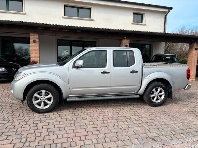 Nissan Navara 2.5 dCi 190CV 4 porte Double Cab LE Automatik