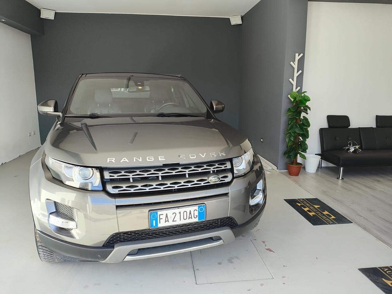 Rover Evoque 2.2 TD4 5p. Dynamic iva esposta
