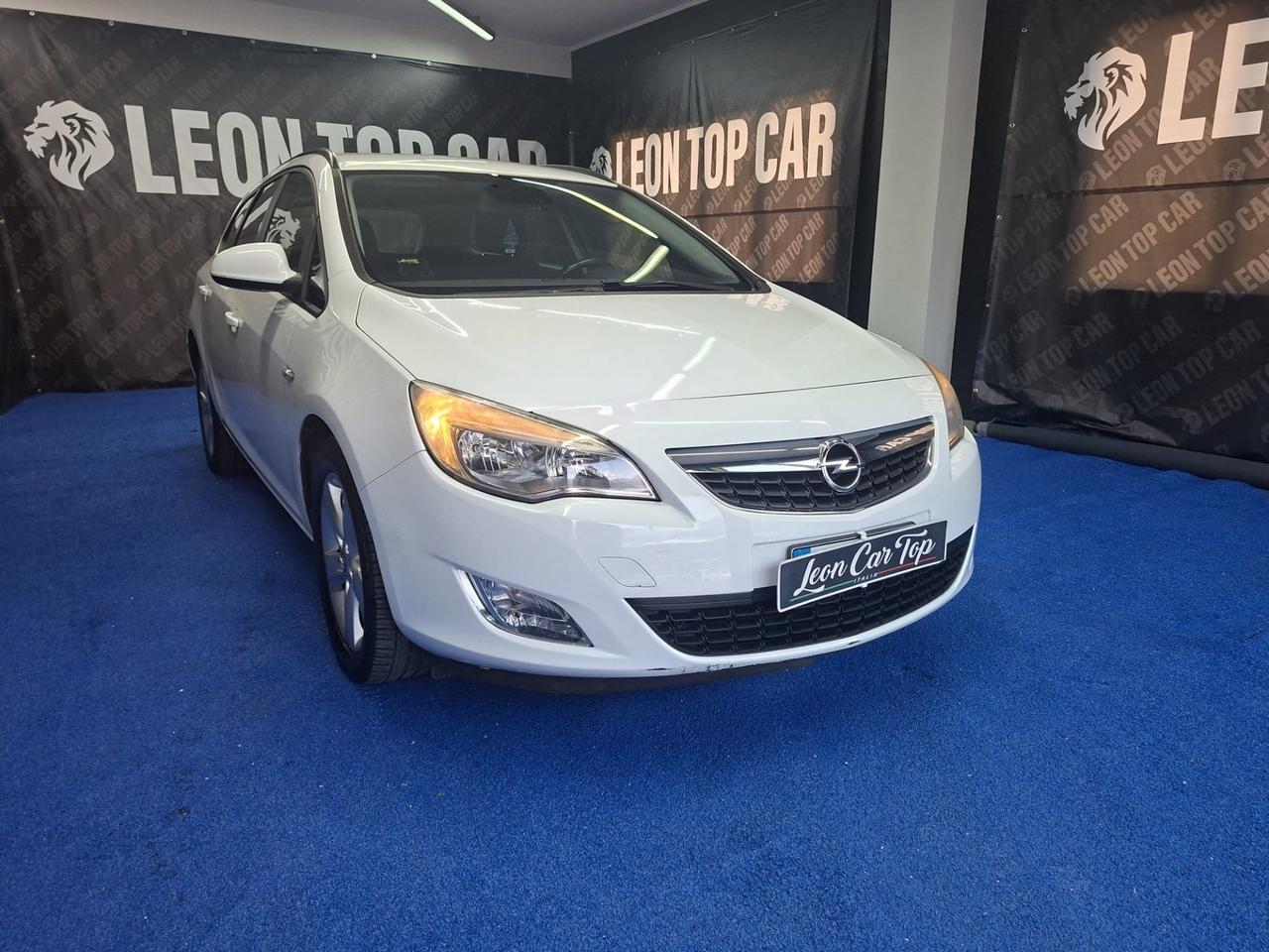 Opel Astra 1.7 CDTI 110CV Sports Tourer Cosmo