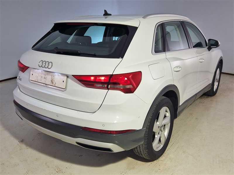 AUDI Q3 35 TDI S tronic Business Advanced