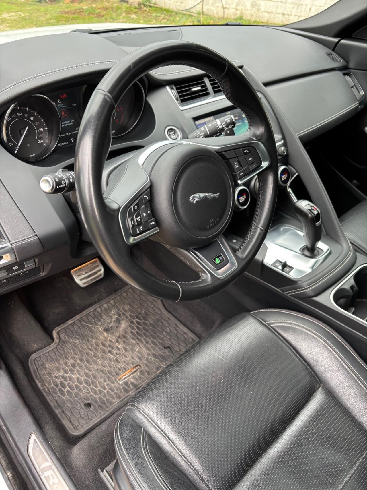 Jaguar E-Pace 2.0D 150 CV AWD aut. R-Dynamic S