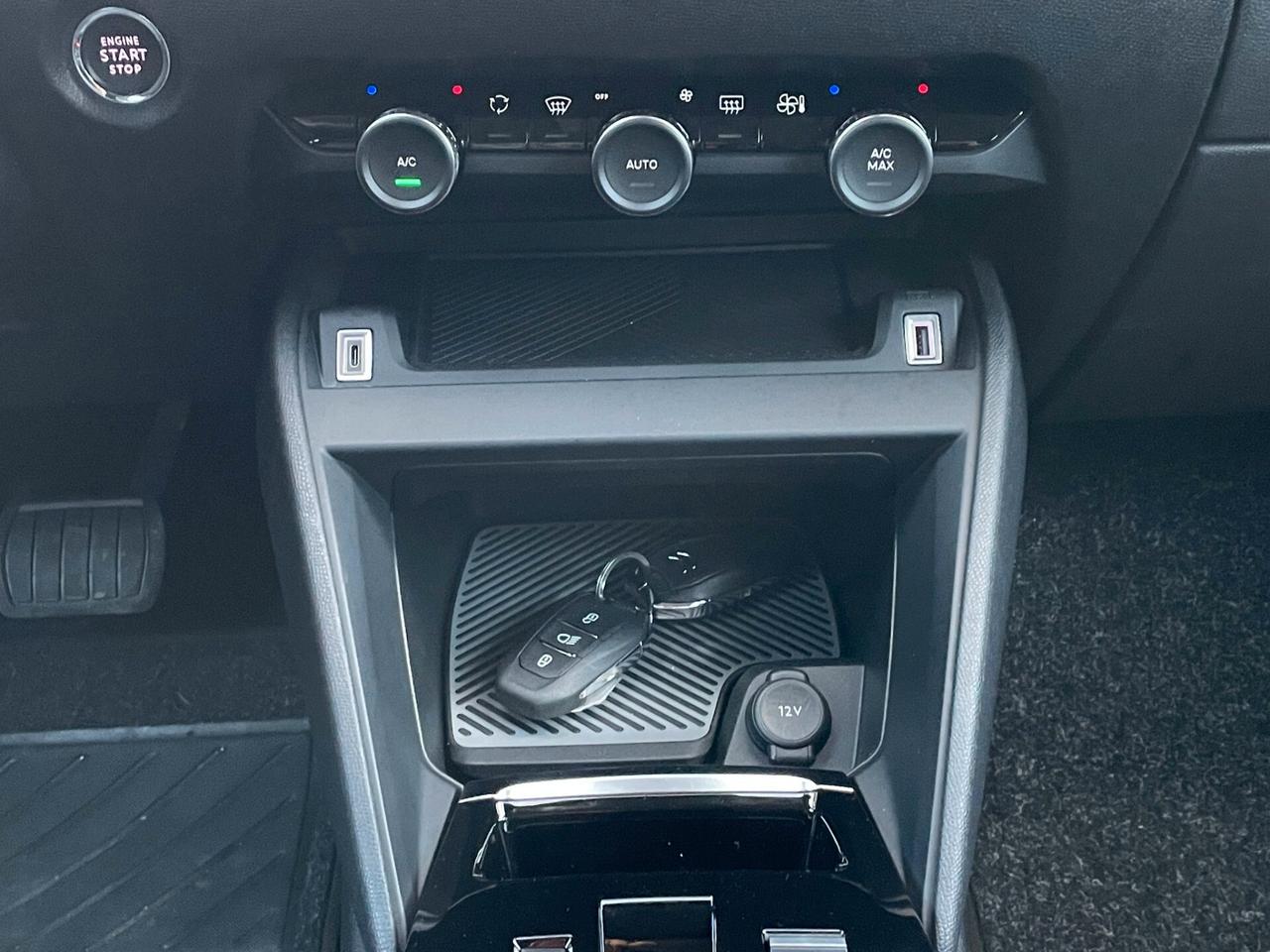 Citroen C4 X BlueHDI 130 S&S EAT8 Shine