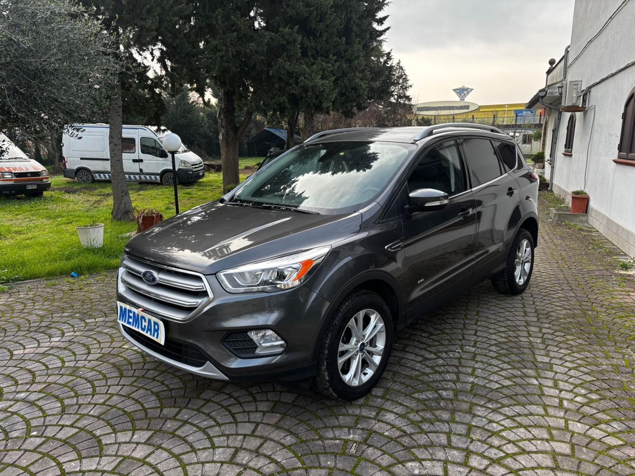 Ford Kuga 2.0 TDCI 180 CV S&S 4WD ST-Line CAMBIO AUTOMATICO BELLISSIMA PERMUTABILE