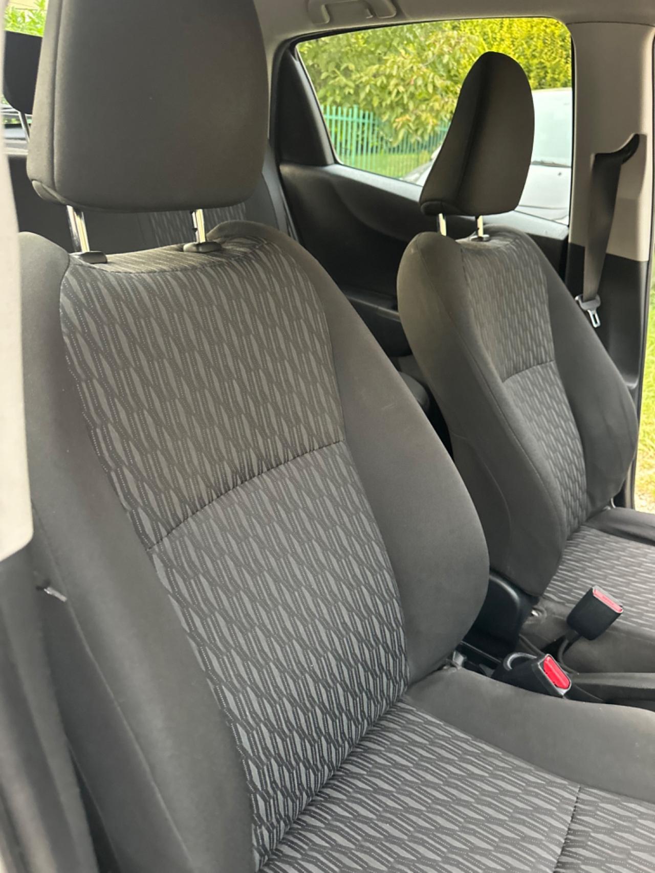 Toyota YARIS 1.0 5P NEOPAT KMCERT GARANZ UNICOPR
