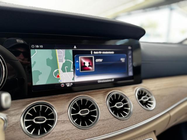 MERCEDES-BENZ E 220 d 4Matic Sport (Tetto/Navi/Retro/Pelle/Led)