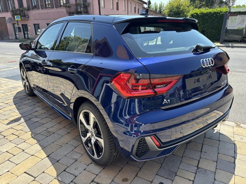 Audi A1 Sportback 30 1.0 tfsi S Line Edition 116cv s-tronic LED-PHONE APPS-17"