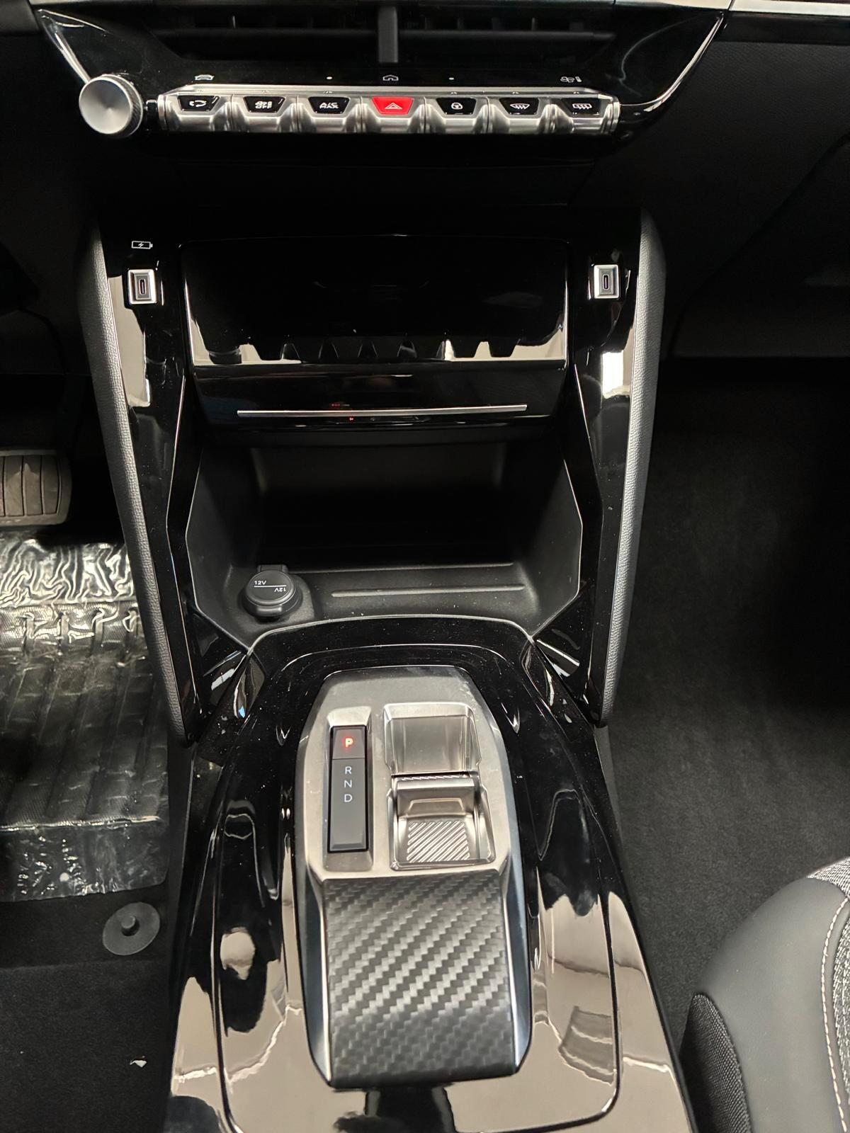 Peugeot 208 Hybrid 145 e-DCS6 Allure