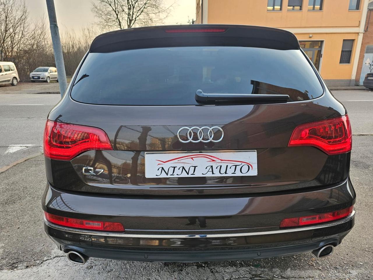 Audi Q7 3.0 V6 TDI 240cv Quattro*Pelle*Navi*Tetto*Bi-Xeno*21*7Posti*