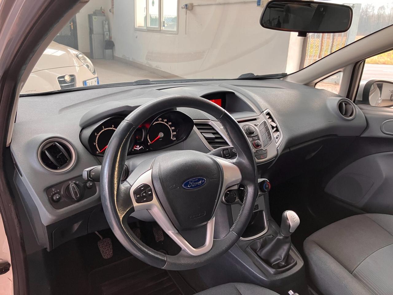 Ford Fiesta 1.2 16V 60CV 3p. Titanium NEOPATENTATI