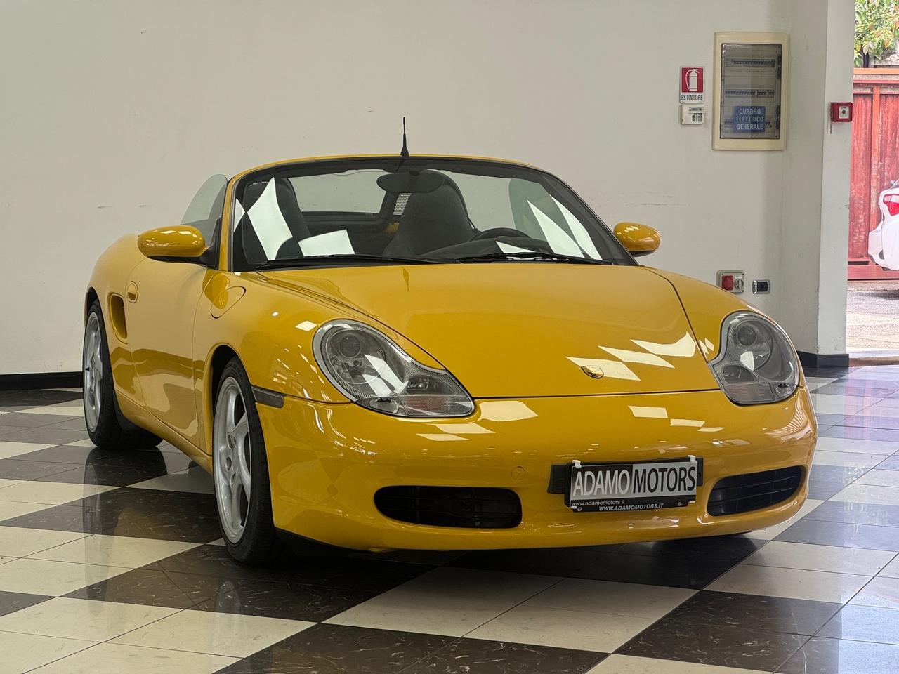 Porsche Boxster 2.5i 24V cat