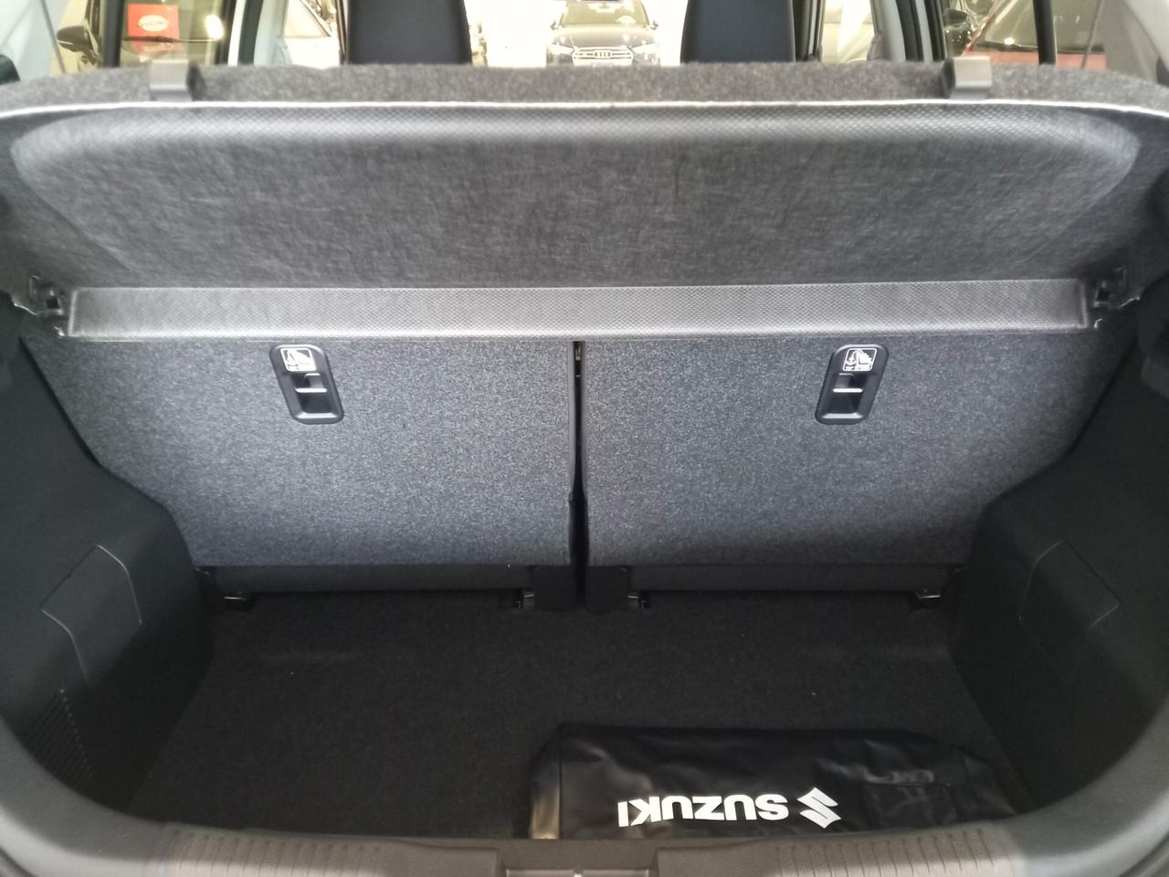 Suzuki Ignis 1.2 Hybrid Top