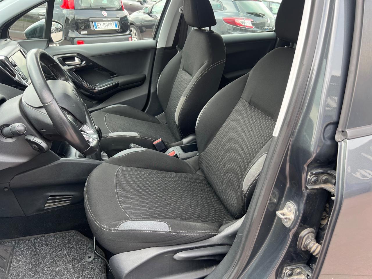 Peugeot 208 PureTech 82 5p. GPL Active