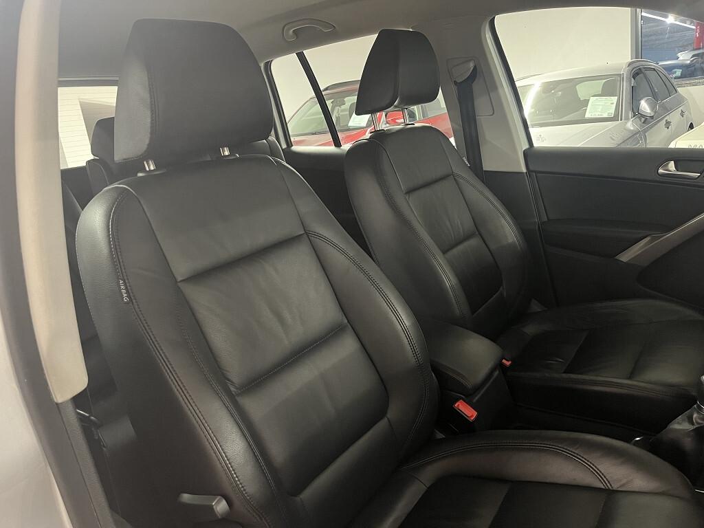 Volkswagen Tiguan 2.0 TDI 170 CV DPF Sport & Style (18°)